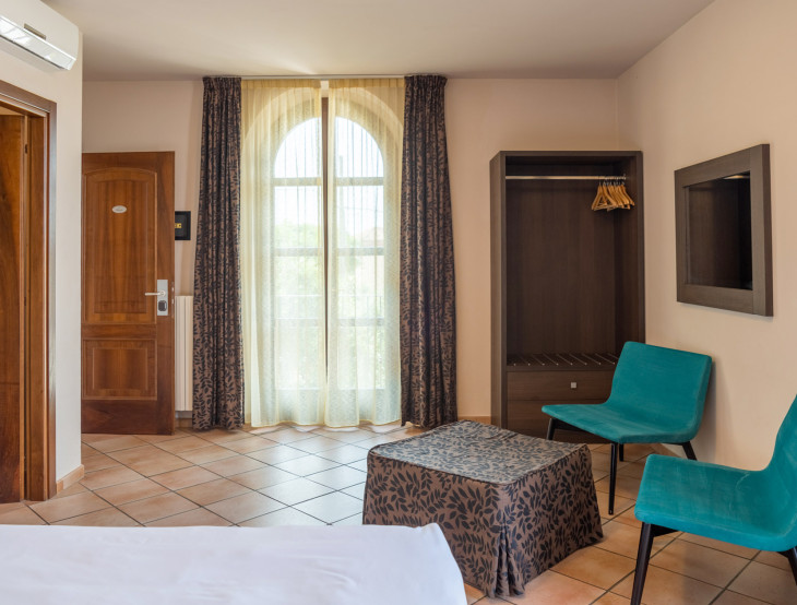 media.Slide-CameraSuperior3-Le-Torri-Castiglione-Ferretto